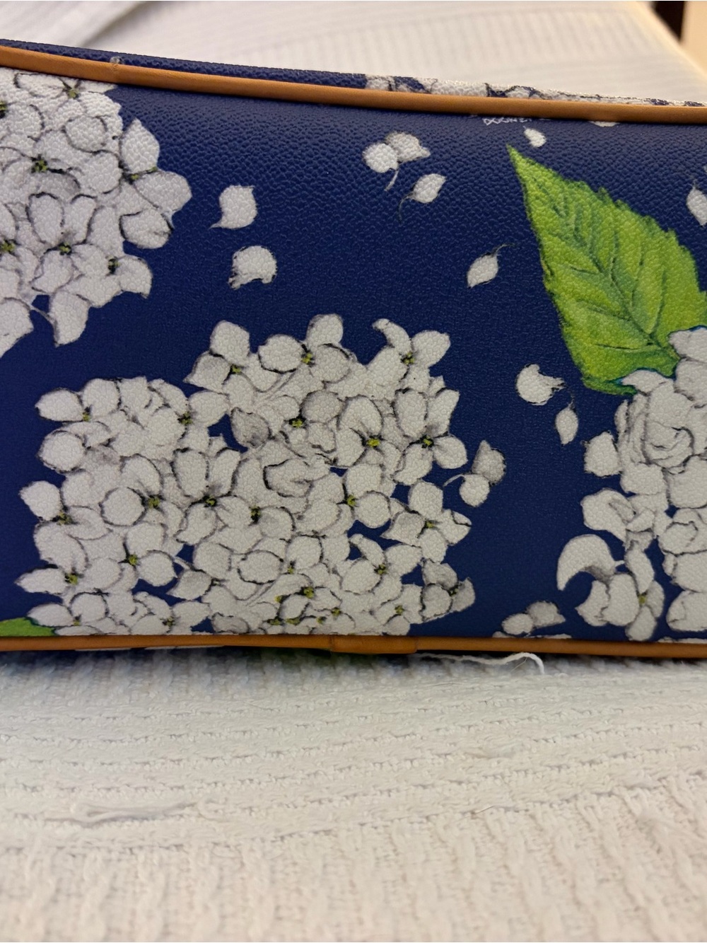 Dooney & Bourke Navy Blue Hydrangea Floral Shoulder Bag with Tan Trim - Picture 4 of 15